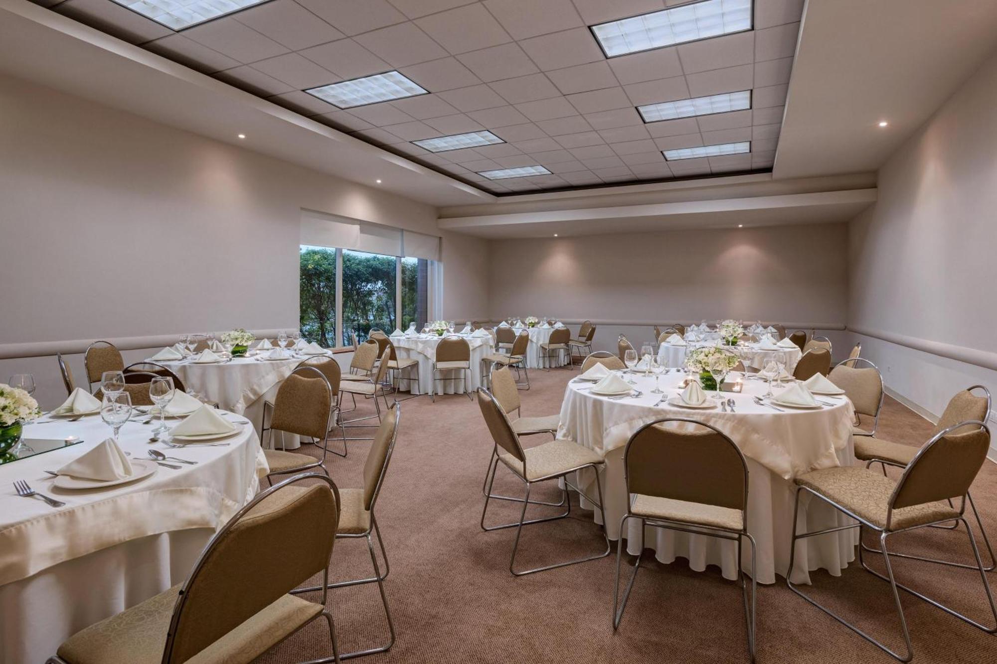 Four Points By Sheraton Monterrey Linda Vista Guadalupe  Exteriör bild
