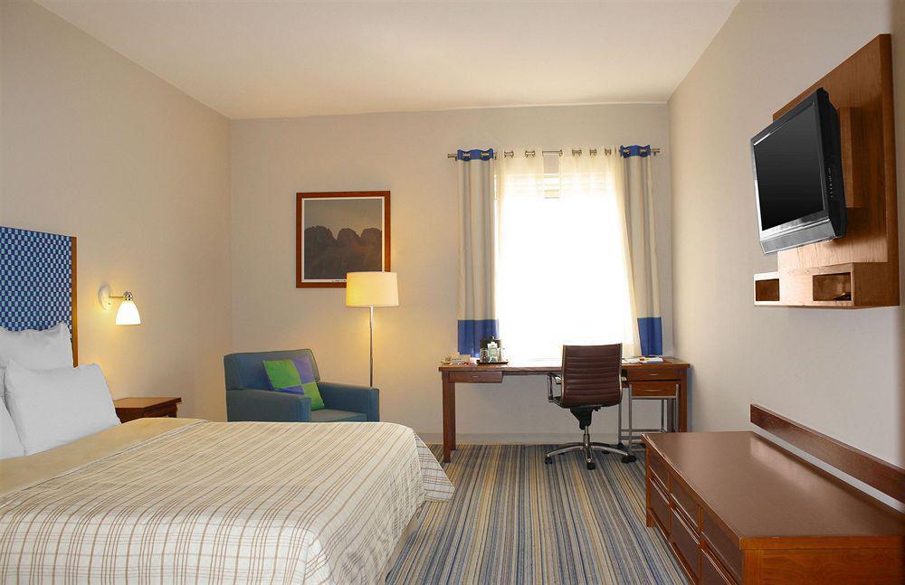 Four Points By Sheraton Monterrey Linda Vista Guadalupe  Exteriör bild